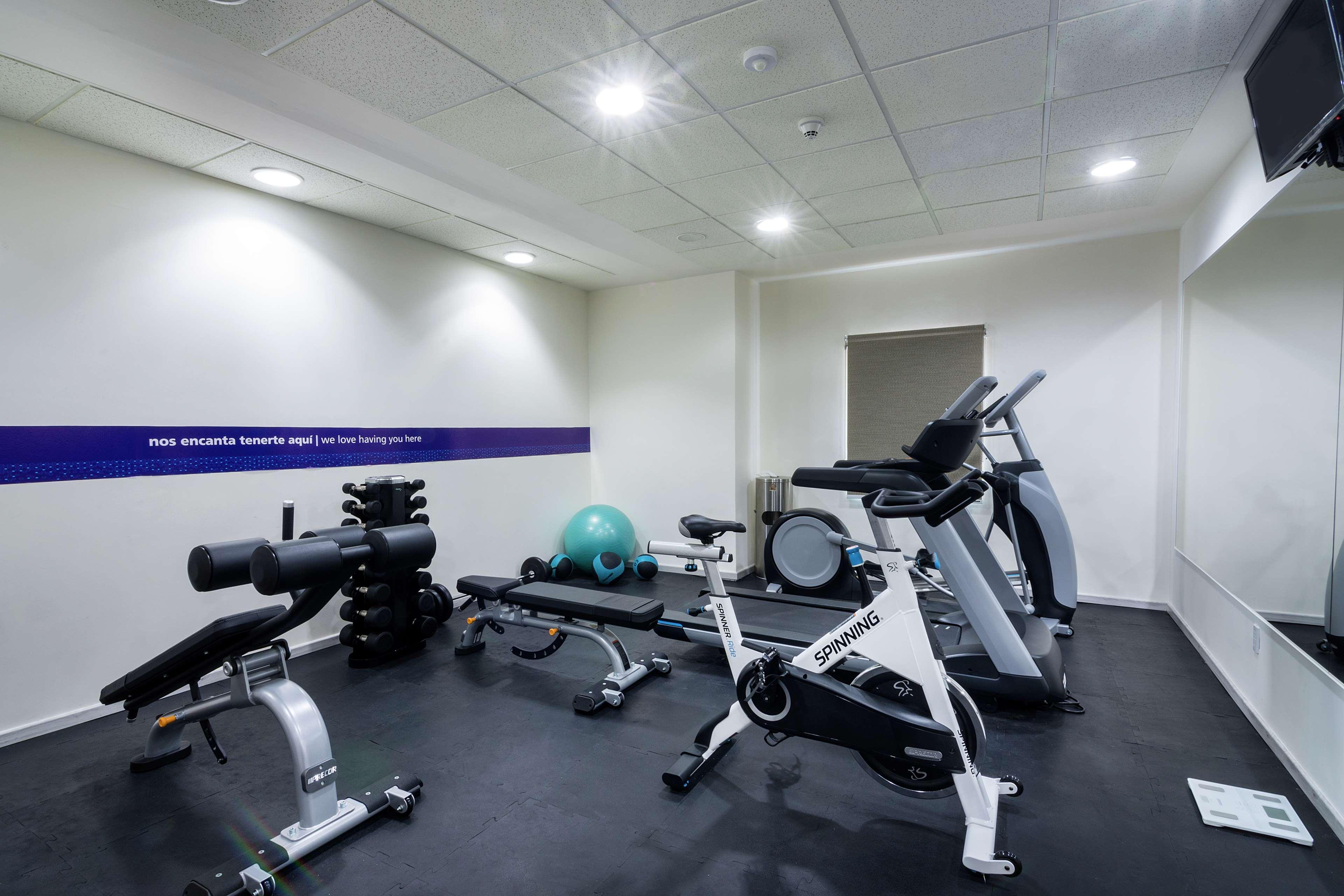 Hampton By Hilton San Juan Del Rio Hotel Bagian luar foto
