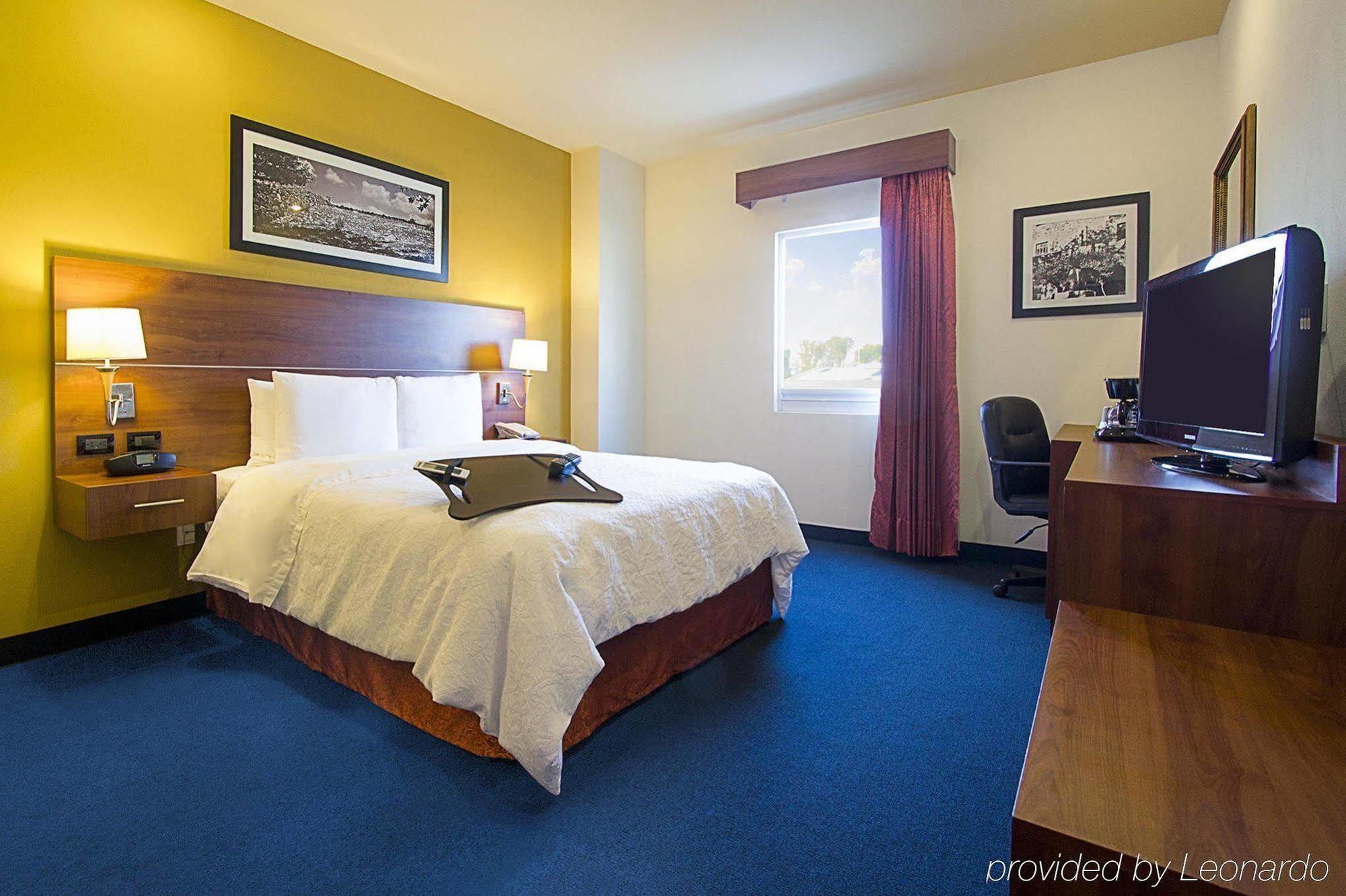 Hampton By Hilton San Juan Del Rio Hotel Bagian luar foto