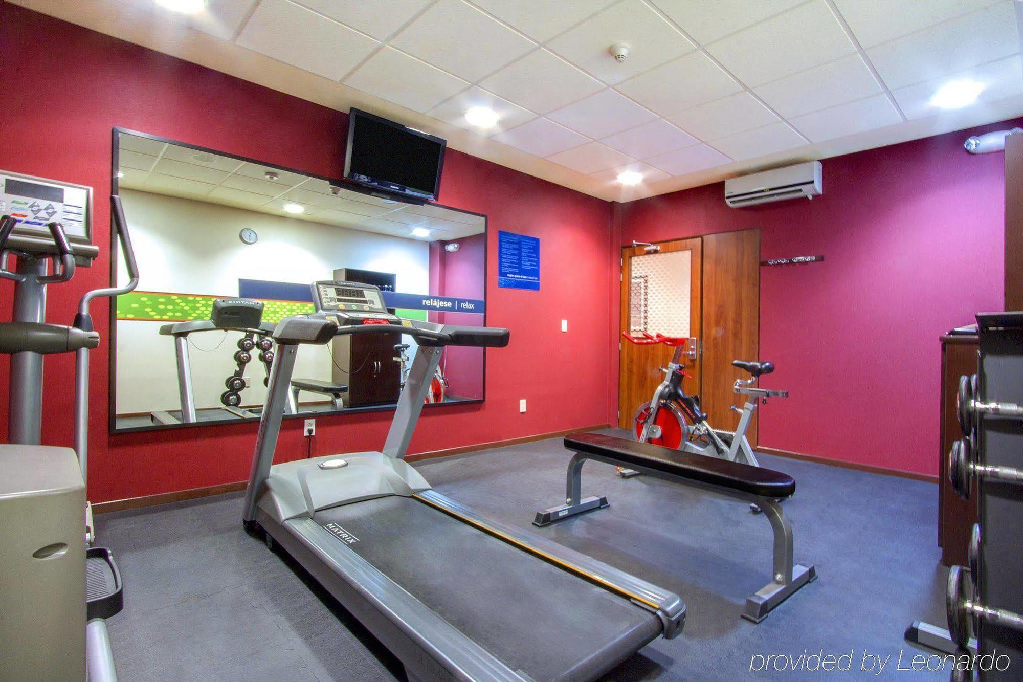 Hampton By Hilton San Juan Del Rio Hotel Bagian luar foto