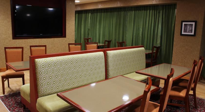 Hampton By Hilton San Juan Del Rio Hotel Bagian luar foto
